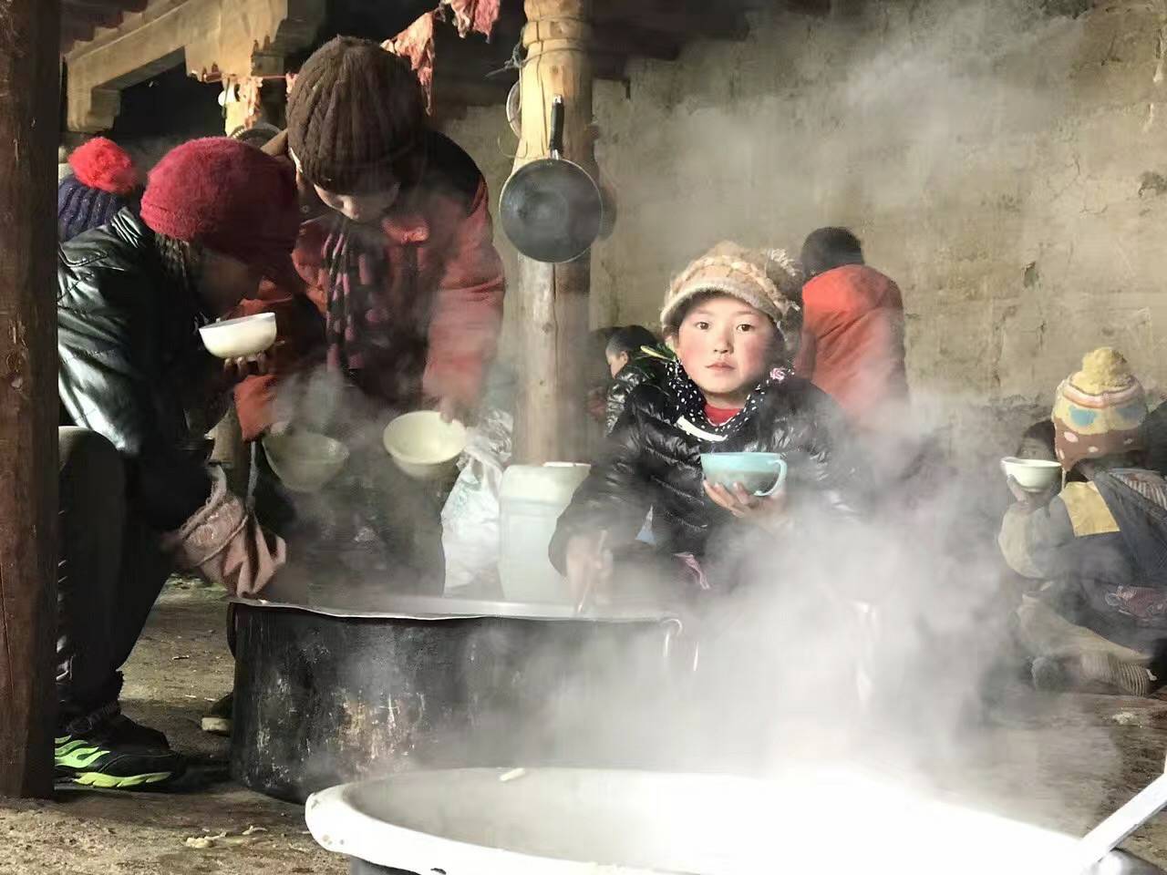 博业体育平台登录官网(中国)官方网站公益回顾丨家国同欢月同圆 温暖满载甘孜州(图10) 博业体育平台登录官网(中国)官方网站公益回顾丨家国同欢月同圆 温暖满载甘孜州(图10)